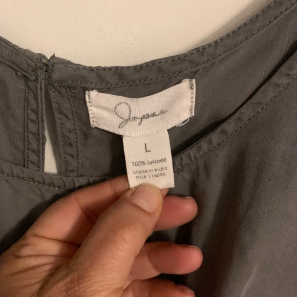 Japna Olive Green Short Sleeve Peep hole back jumper size Lg - Like New - Picture 5 of 8